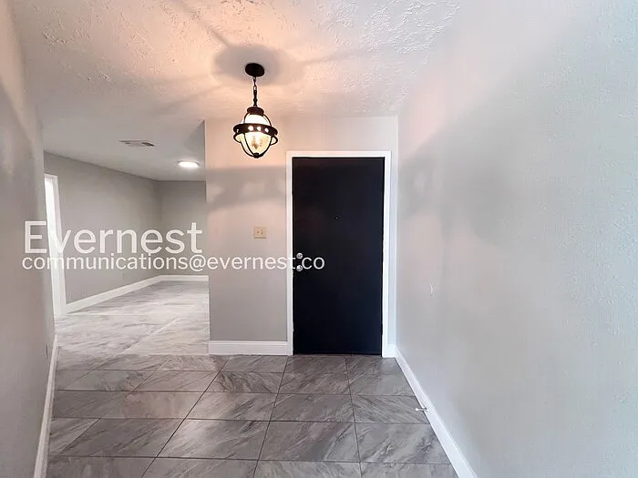 1334 Willersley Ln — Photo 11