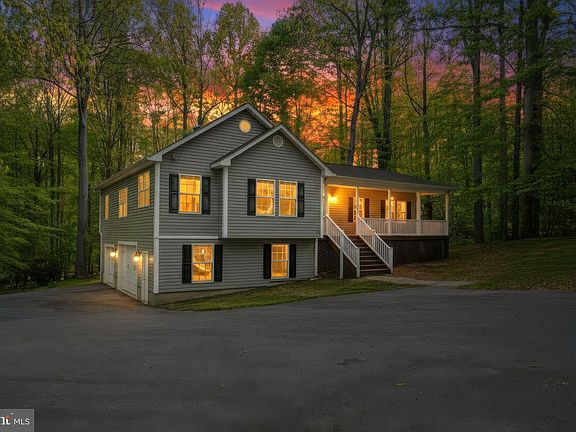 3rd image of 2310 Dalrymple Rd
