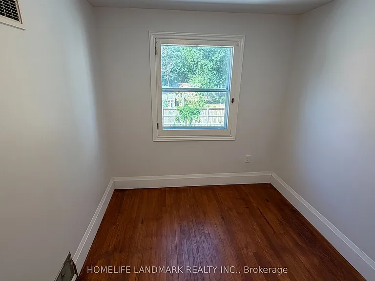 670 Mount Pleasant Rd — Photo 19