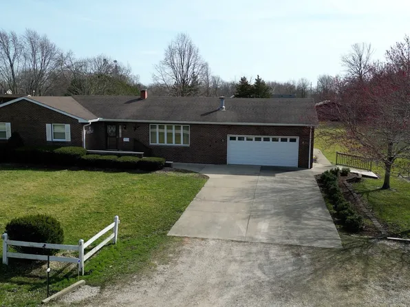 201 Livingston St, Cornell, IL 61319