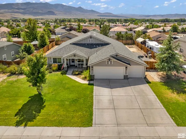 831 Laca St, Dayton, NV 89403