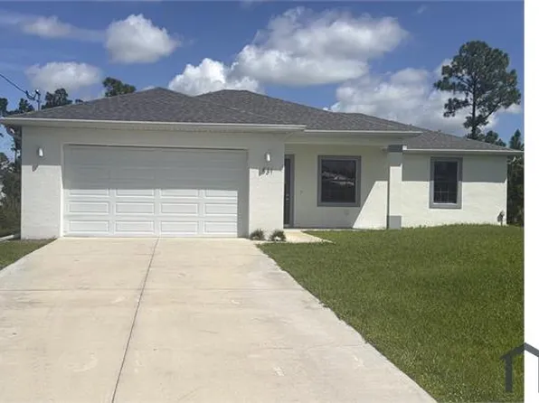 831 Runble St E, Lehigh Acres, FL 33974