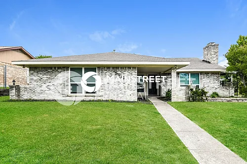 2709 Meadow Isle Ln Photo 1