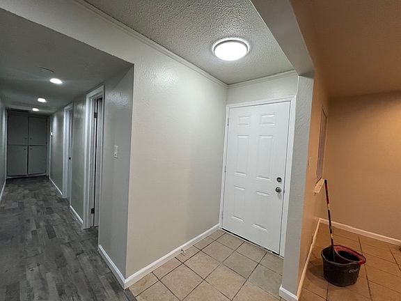 3rd image of 7140 Steelman Cir