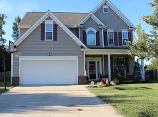 381 Collinsworth Dr, Clayton, NC 27527