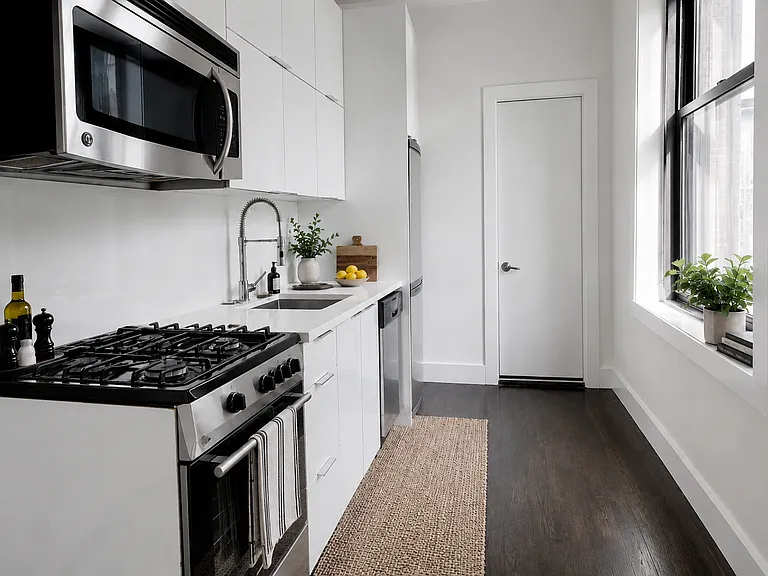 109 Saint Marks Ave #25 — Photo 1