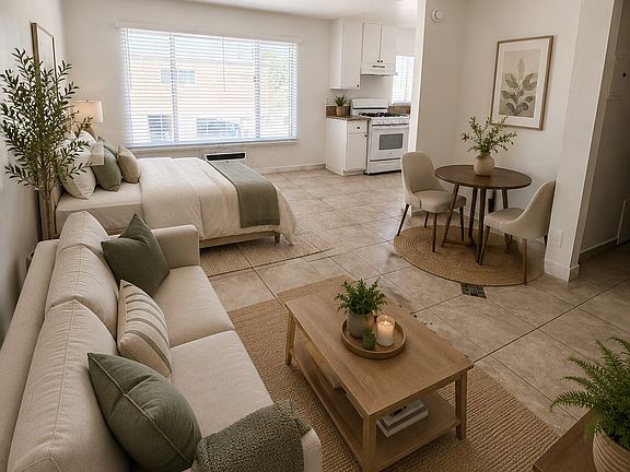 2nd image of 7512 Vineland Ave #21