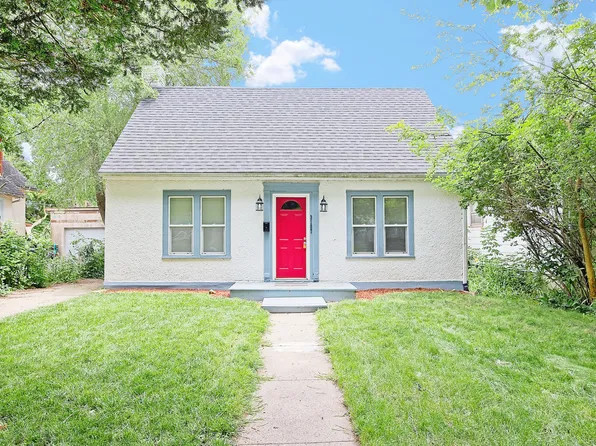 3107 Emmaus Ave, Zion, IL 60099