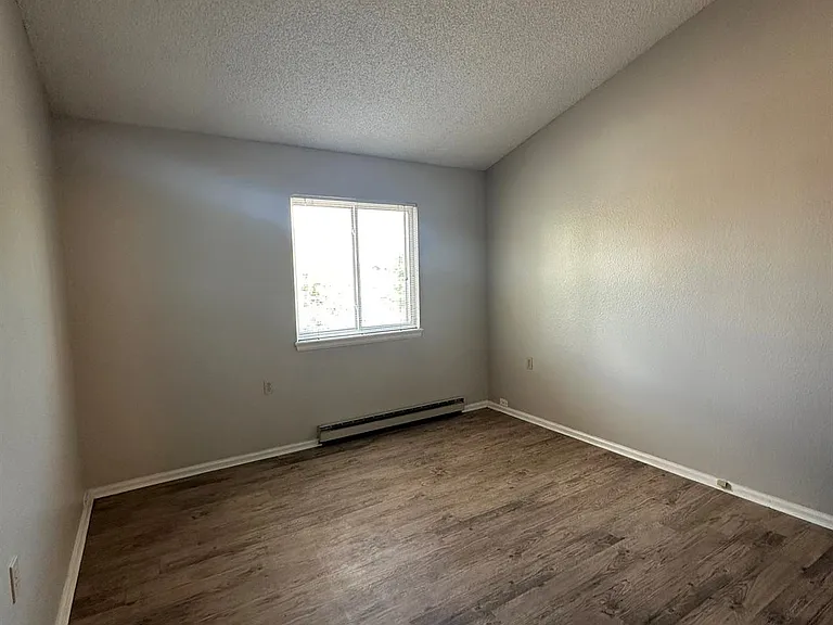 Sycamore Gardens Apartments — Photo 18