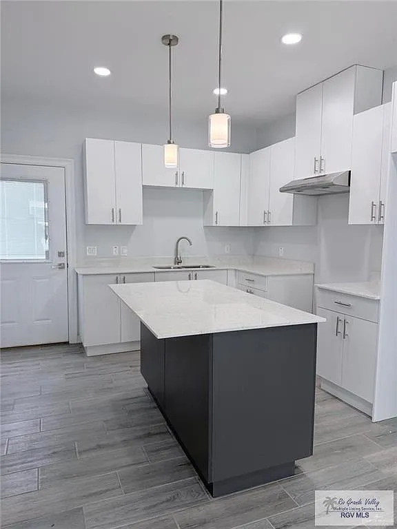 3 bed, 2.0 bath, 1010 sqft, $1,495 — Photo 4
