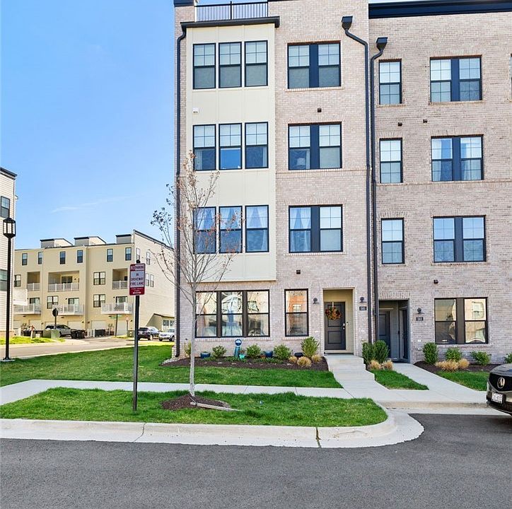 1st image of 585 Hazel Pl #A