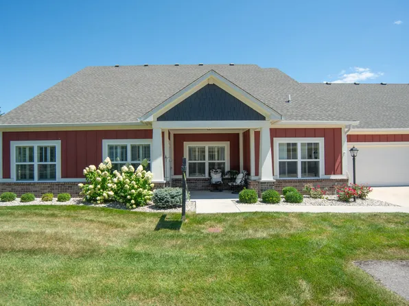 4462 W Preserve Pass, New Palestine, IN 46163