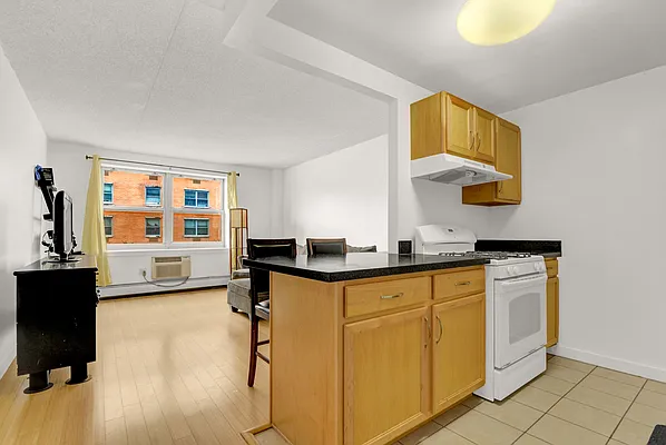 Rented by Century 21 Milestone Realty | media 18