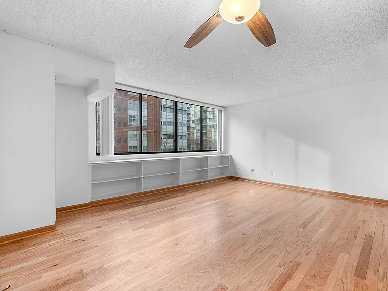 1245 13th St NW #314 — Photo 3