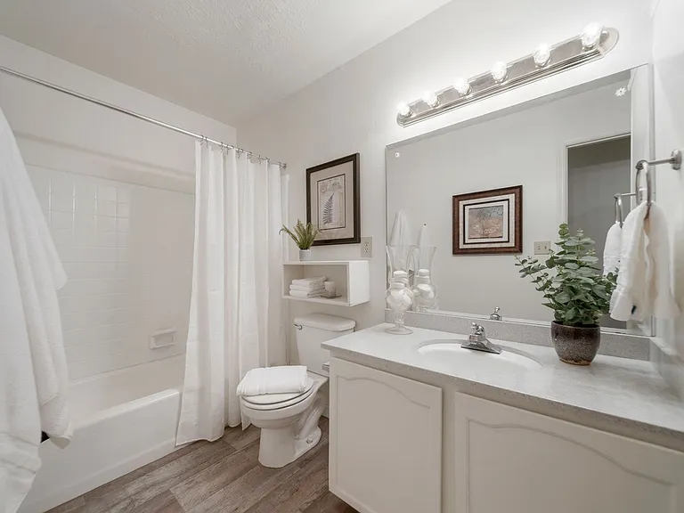 Park Villas Apartments — Photo 34