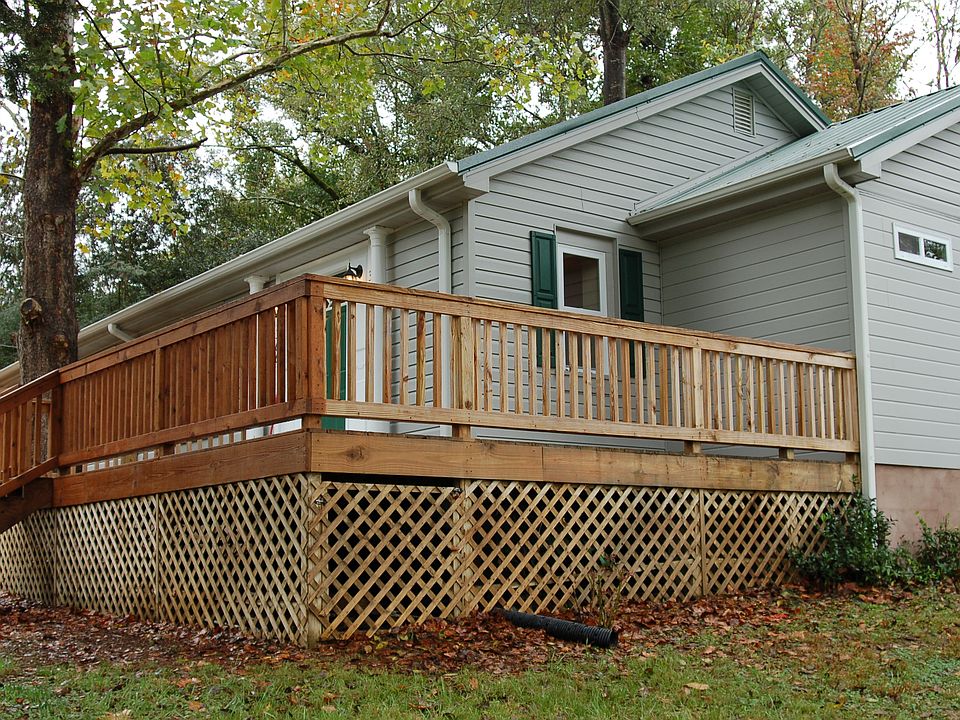 Front left Corner of Home