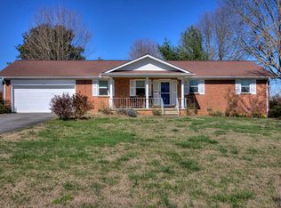 417 Merritt Rd, Maryville, TN 37804