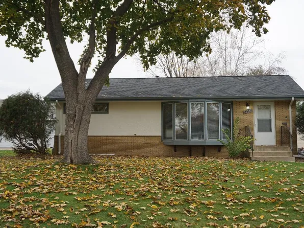 5413 Sumter Ave N, New Hope, MN 55428