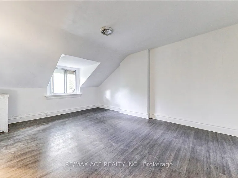 173 Spadina Rd #3 — Photo 9