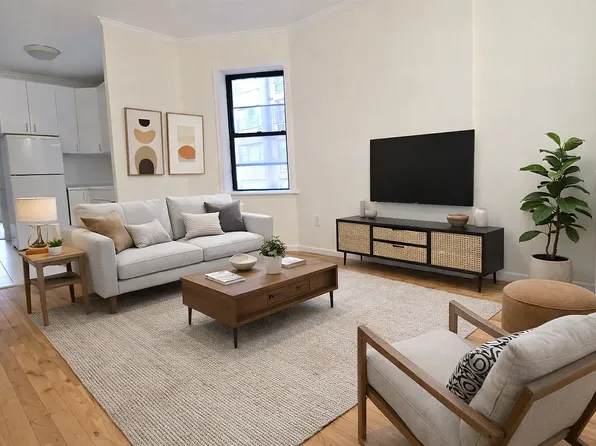 241 E 38th St APT 3C, New York, NY 10016