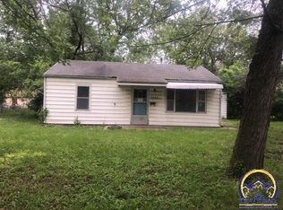 2541 SW Sunset Rd, Topeka, KS 66614