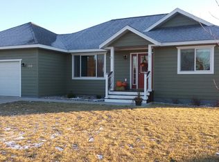 205 9th St SW, Perham, MN 56573