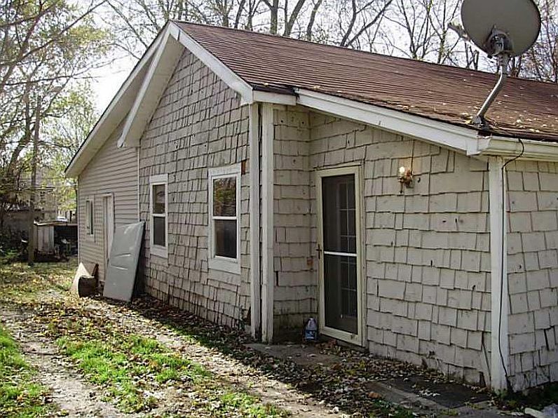 2nd image of 1519 Ruth Dr