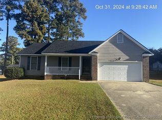 619 Longview Dr, Fayetteville, NC 28311