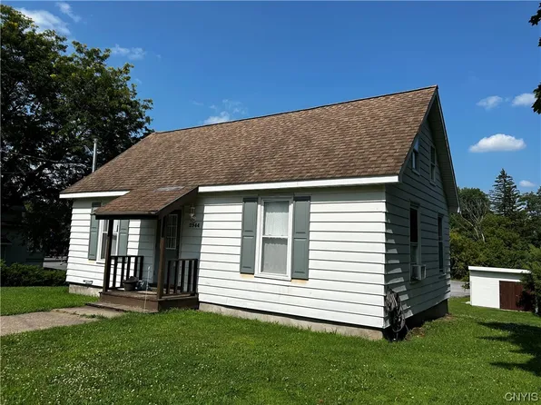 2944 Griffiths Pl, Sauquoit, NY 13456