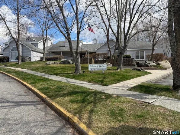 87 Leafwood Lane #233, Groton, CT 06340