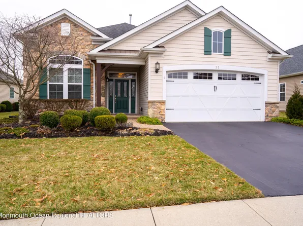 20 E Milan Boulevard, Farmingdale, NJ 07727