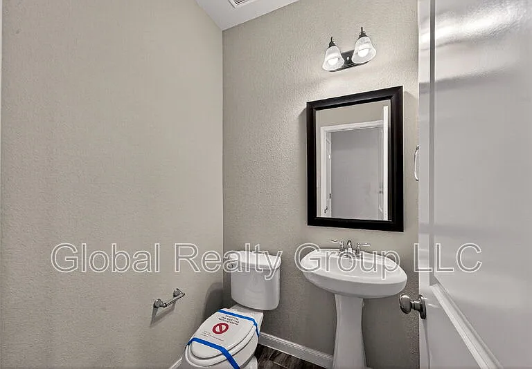 10426 Rosalina Loop — Photo 33