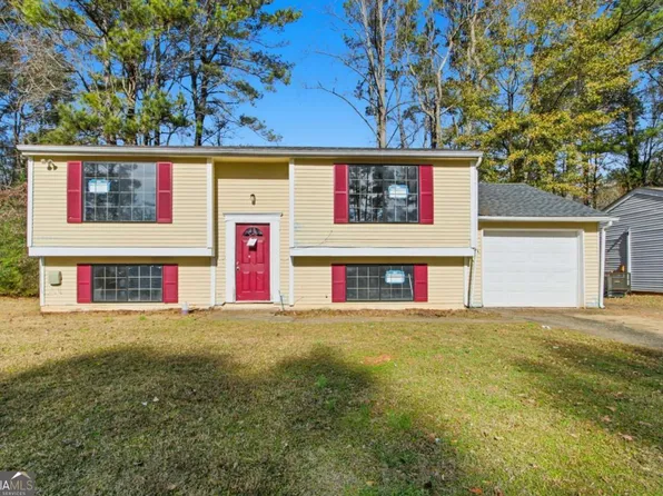 4828 White Oak Tree, Stone Mountain, GA 30088