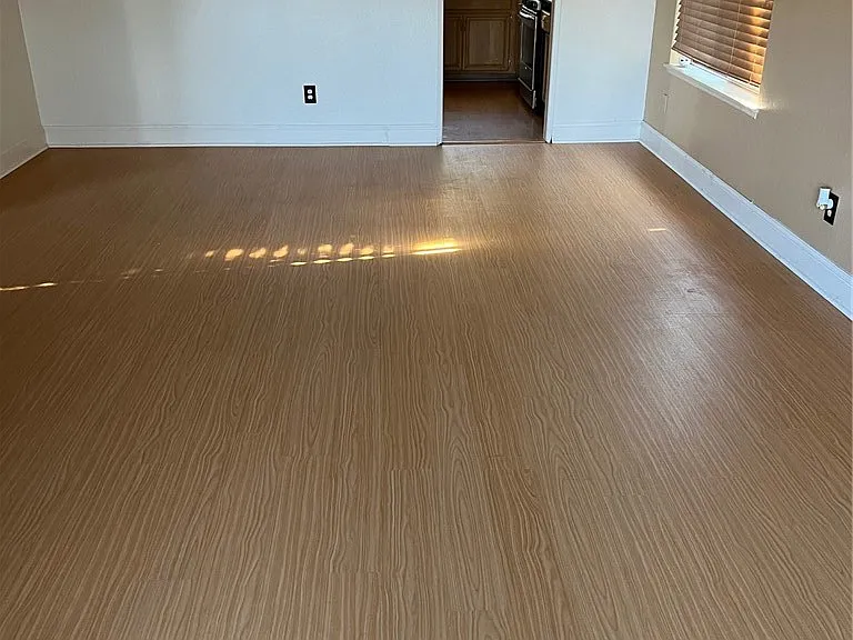 26055 Bancroft St — Photo 9