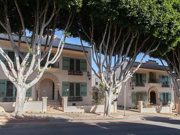 2nd image of 870 1/2 Hilldale Ave #3