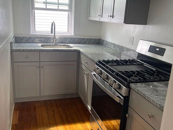 5th image of 55-57 Lucas St #1