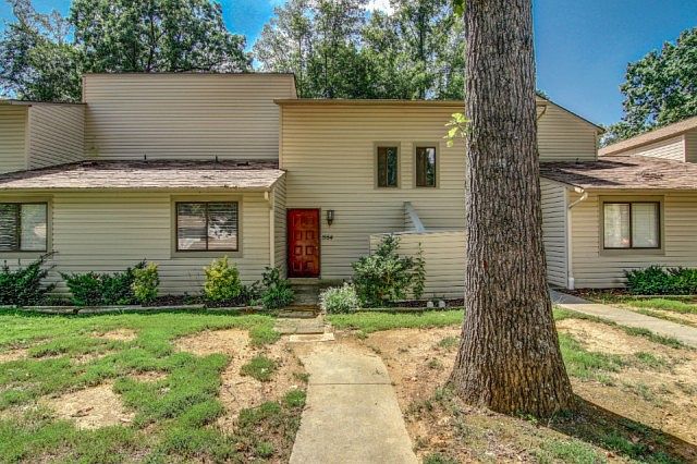 1st image of 1554 Colony Park Dr #3