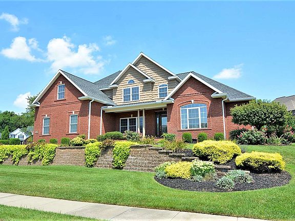 2nd image of 2346 Julianne Cir