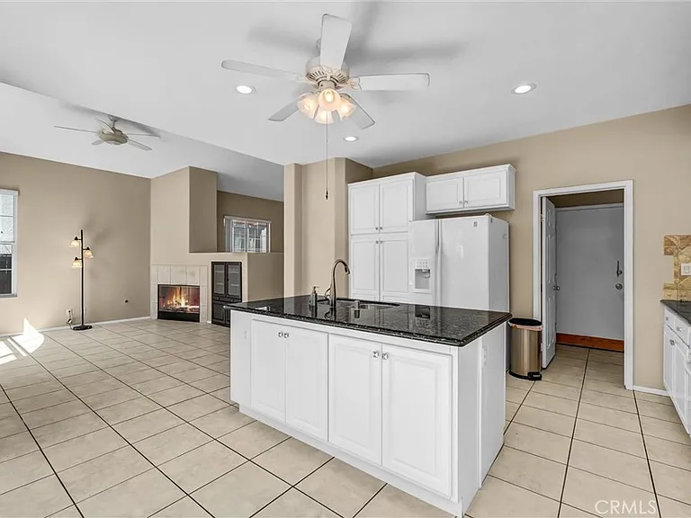 11625 Maynard Ave — Photo 9