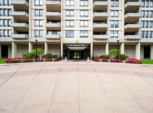 1 Bratenahl Pl APT 701, Cleveland, OH 44108