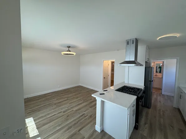 401 N Citrus Ave N #401, Vista, CA 92084