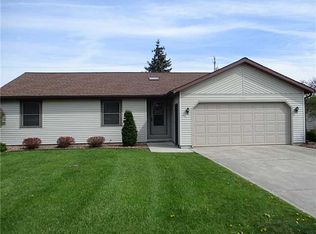 590 Jadine Dr, Defiance, OH 43512