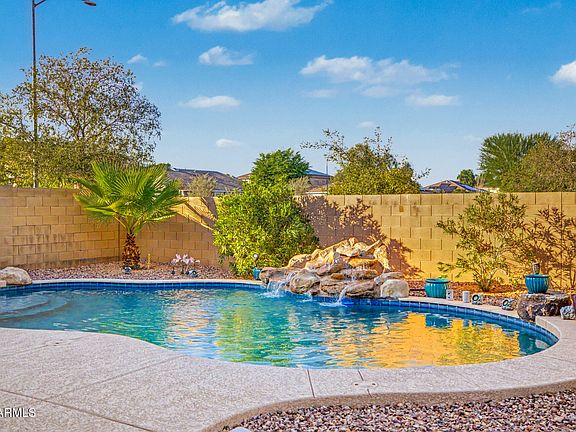2nd image of 11533 N 150TH Lane