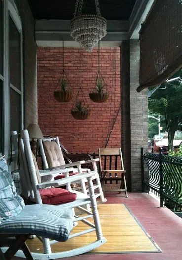 Front porch for tenant use