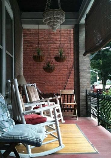 Front porch for tenant use
