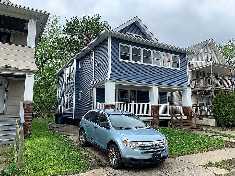 2nd image of 9613 Silk Ave