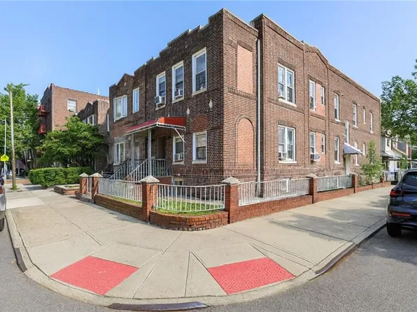 1202 Avenue I image 2 of 12