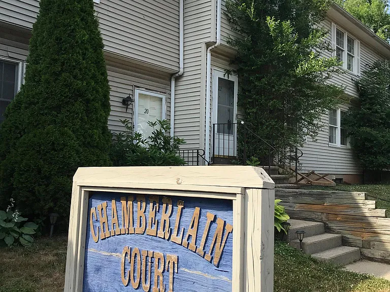 22 Chamberlain St — Photo 2