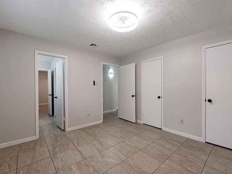 16419 Lost Quail Dr — Photo 30