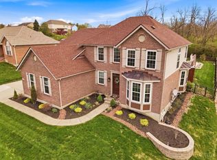 6152 Spring Lake Dr, Hamilton, OH 45011